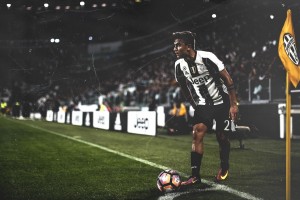 世界杯2026-钢铁防线与致命一击，巴雷拉引领哥伦比亚战术完胜伊朗
