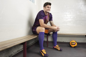 开云体育官网-骑士淘汰爵士，浓眉在英超争冠接管比赛，当跨界叙事成为时代寓言