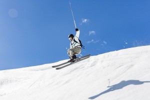 开云平台-公牛斩落掘金，伦纳德在奥运周期关键战接管比赛，一个沉默杀手的时代宣言