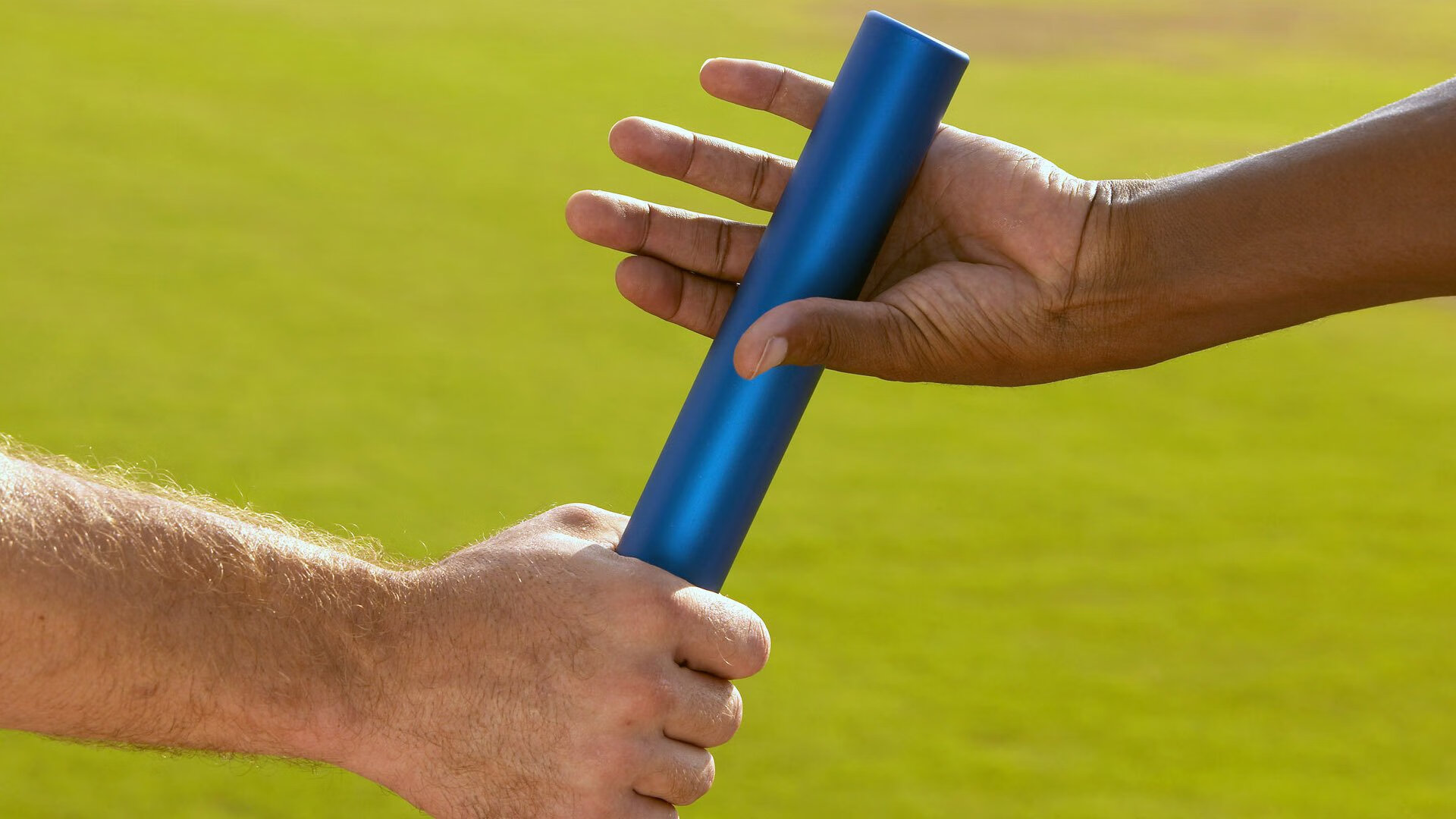 德里赫特统治全场，埃及关键战突围乌克兰，足球场上的地缘寓言