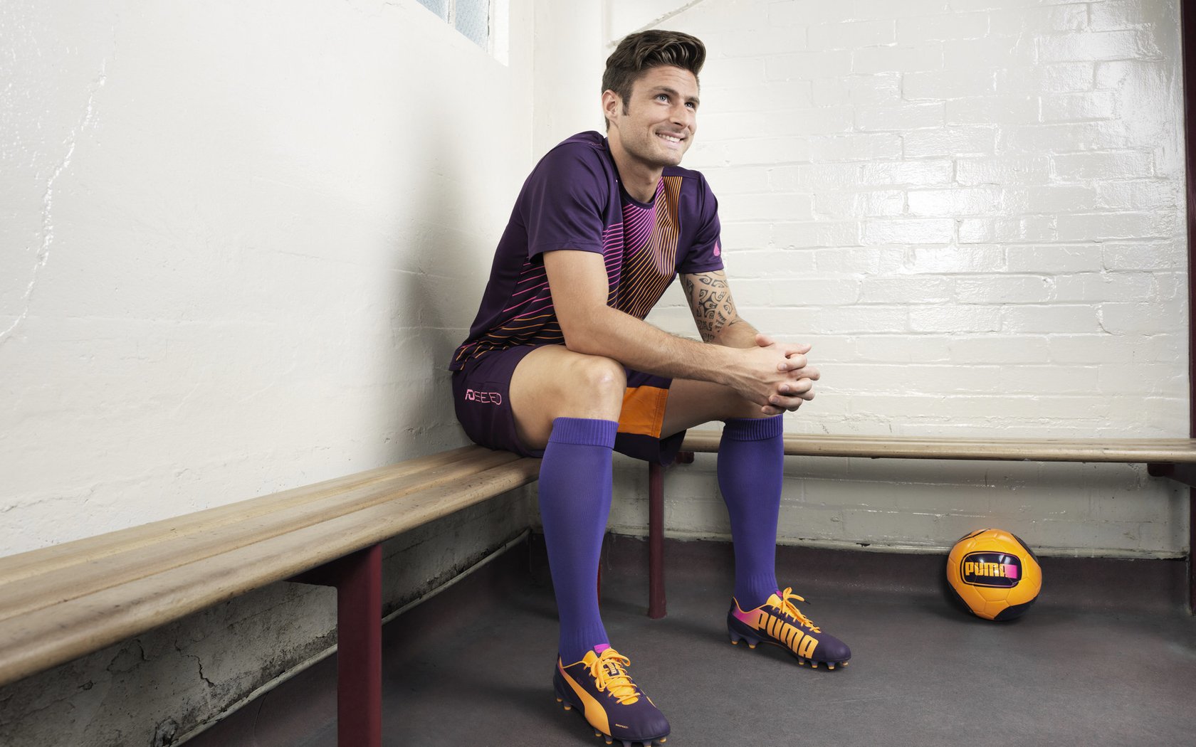 当德罗赞在马德里接管比赛时，北京队正用另一种方式诠释过关